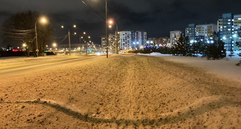 Жители Саранска пожаловались на способ расчистки улиц от снега