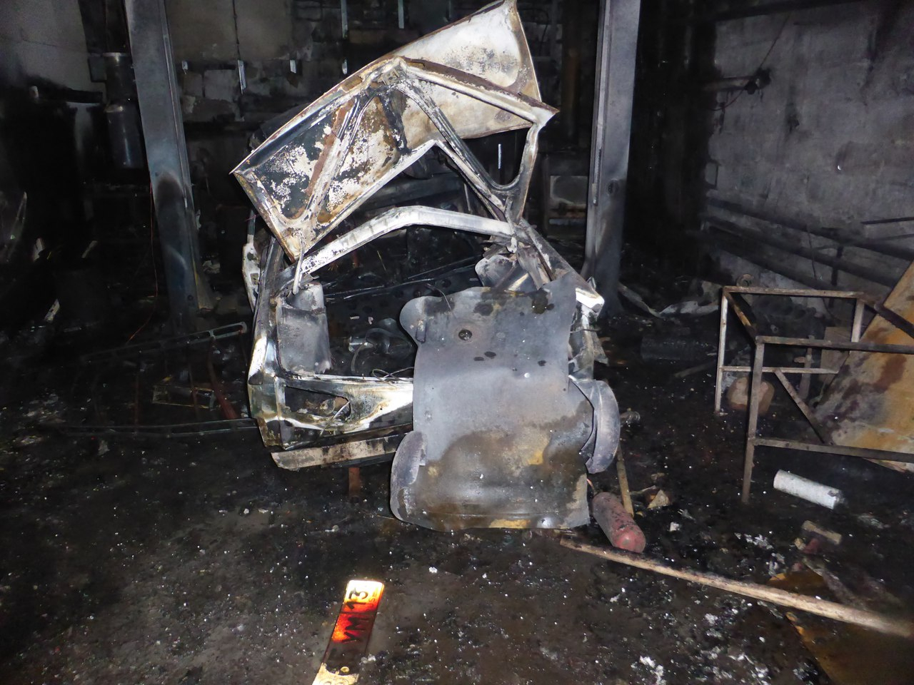 В МЧС назвали официальную причину взрыва гаража в Саранске (ФОТО)