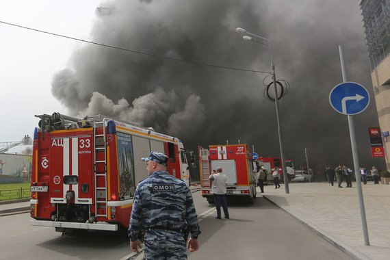 При пожаре около Киевского вокзала погибли двое