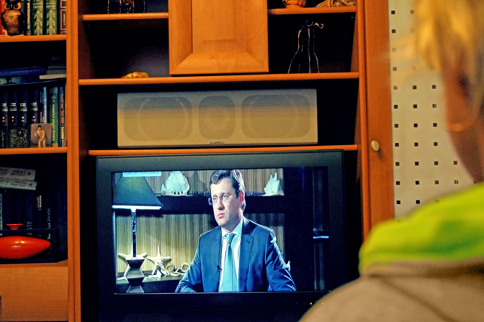 В Саранске молодой человек вместе с другом украл телевизор у собственной матери