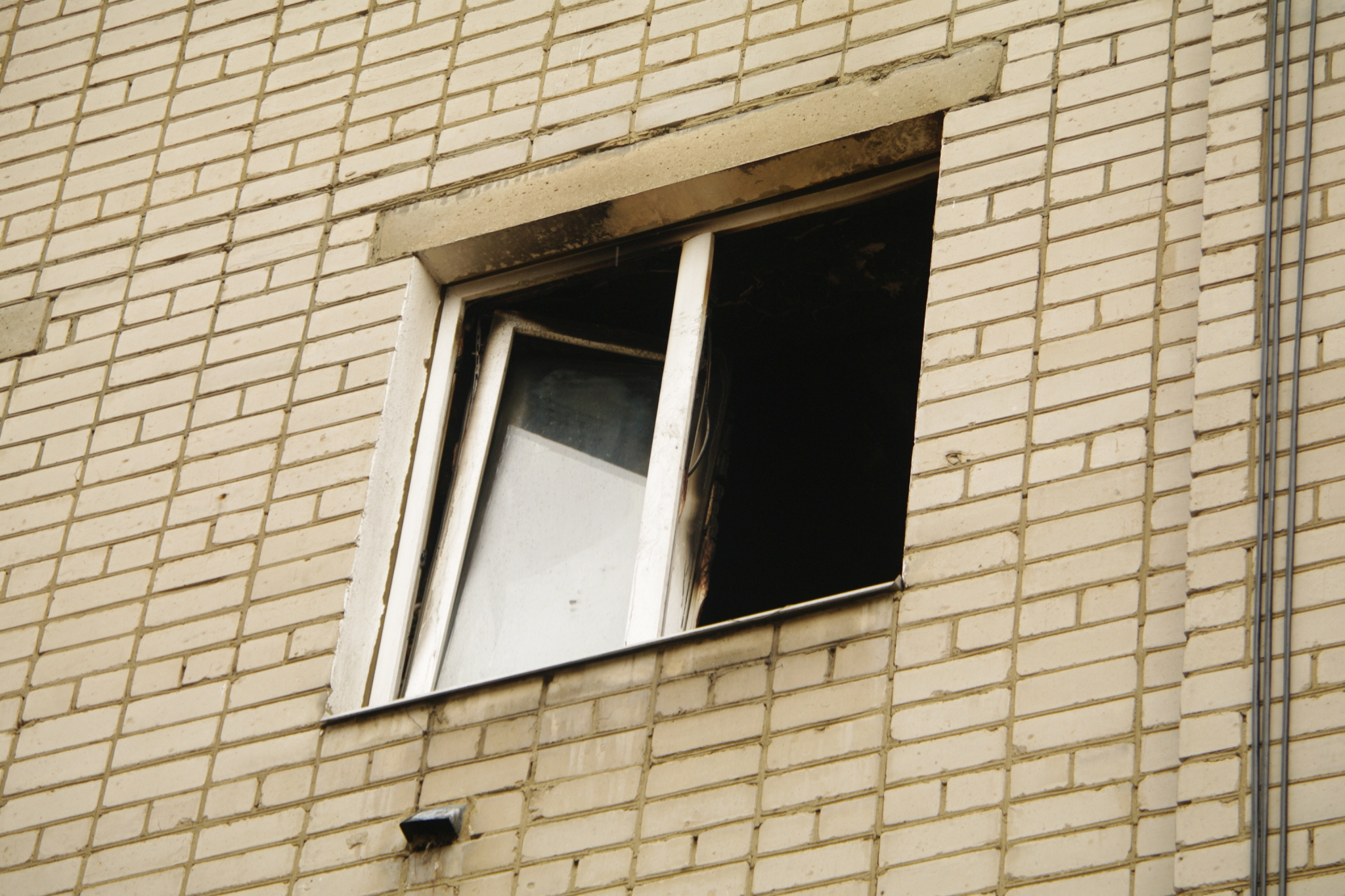 В Саранске пожарные эвакуировали 10 человек из-за пожара в пустой квартире