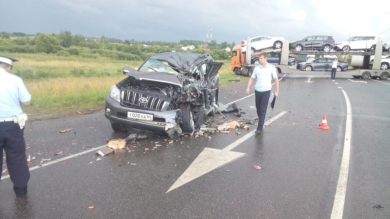 В Мордовии погиб водитель внедорожника, попавшего в ДТП с автовозом