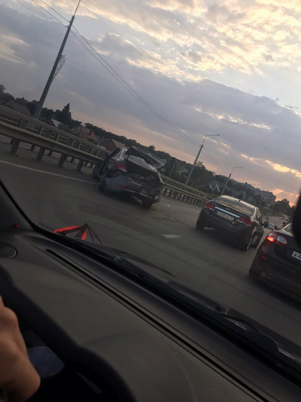 ДТП в Саранске: легковушку отбросило в отбойник