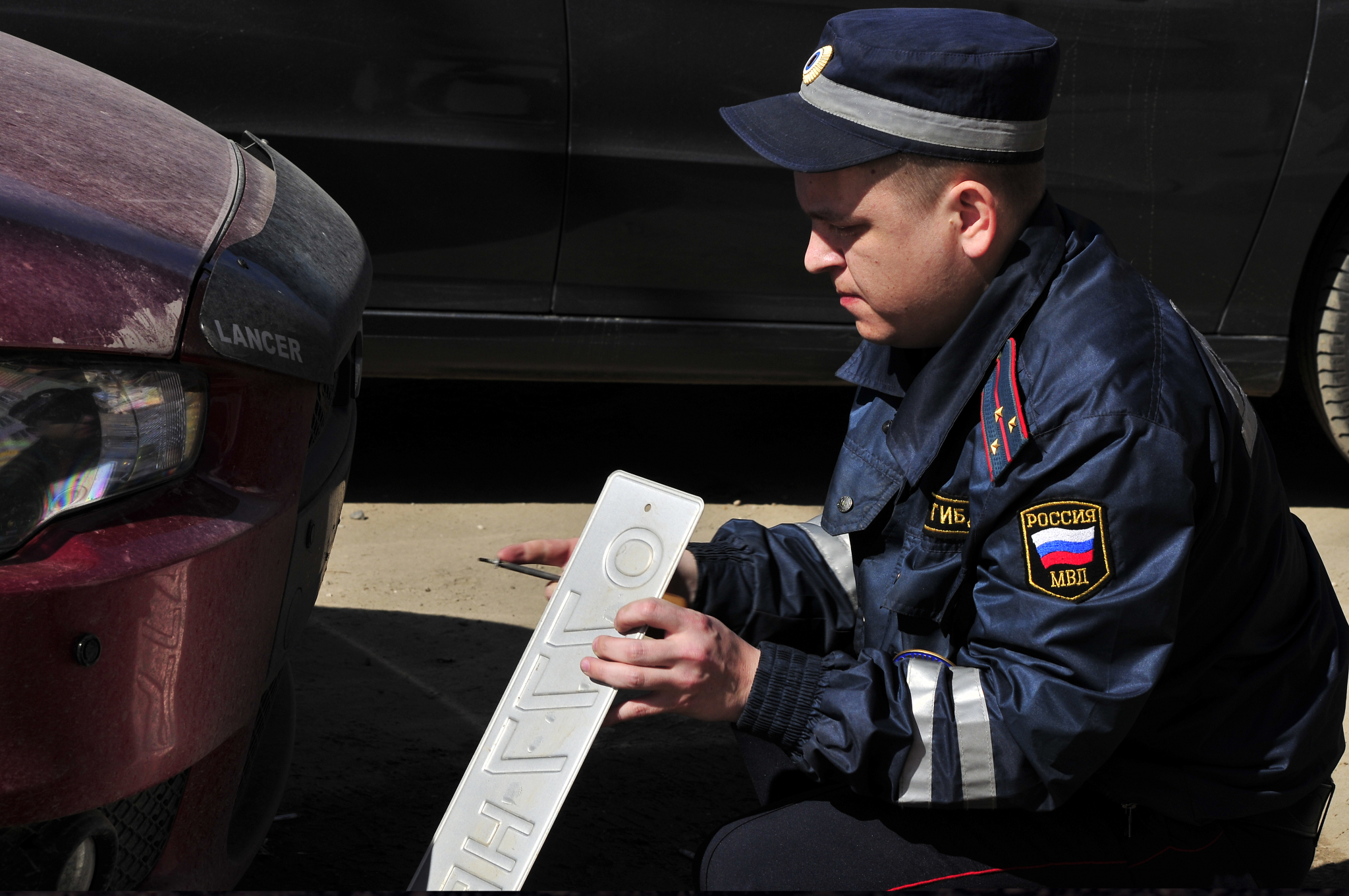 В Мордовии житель Москвы коллекционировал чужие автомобильные номера