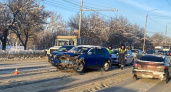 На улице Пионерской в Саранске в ДТП с Renault пострадала 33-летняя водитель Mazda