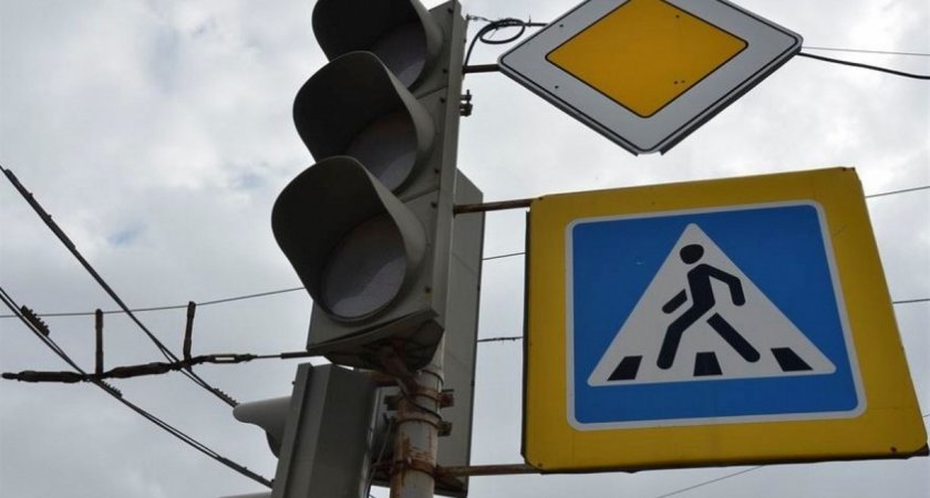 В пригороде Саранска на несколько часов отключат светофор