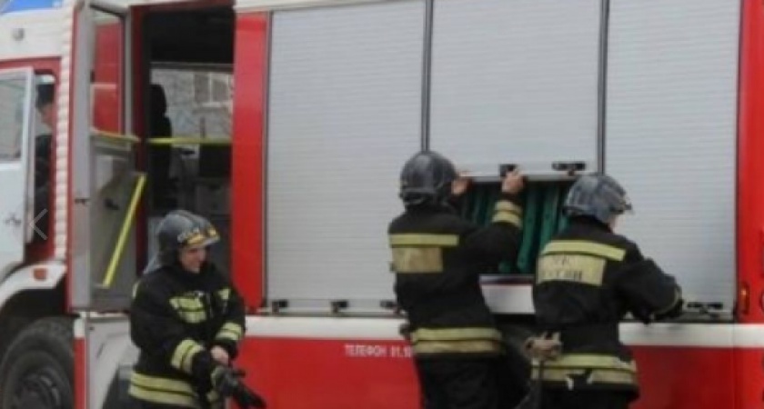 Пожар в Саранске: загорелась уличная иллюминация 