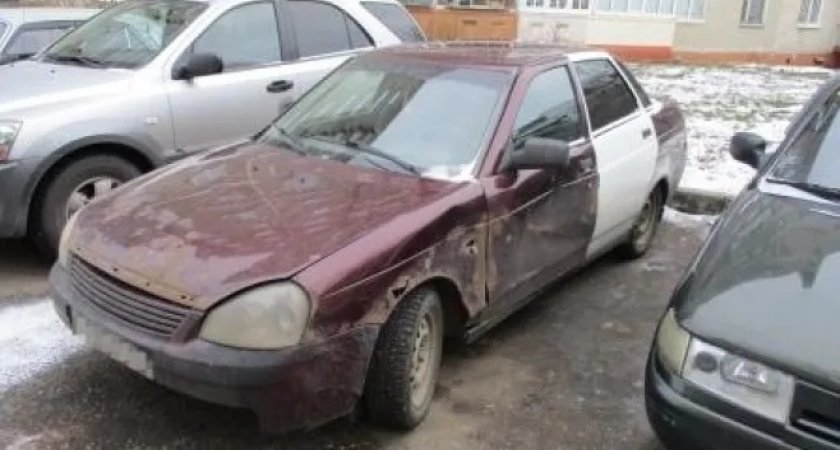 Житель Саранска в день своей свадьбы совершил три попытки угона автомобилей