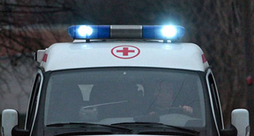 На трассе в Мордовии «лоб в лоб» столкнулись две иномарки: есть погибший 