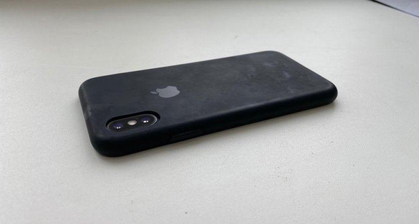 Житель Саранска убедил подругу оформить iPhone в кредит и сдал его в комиссионку