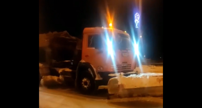 За сутки из Саранска вывезено более 10 тысяч кубометров снега