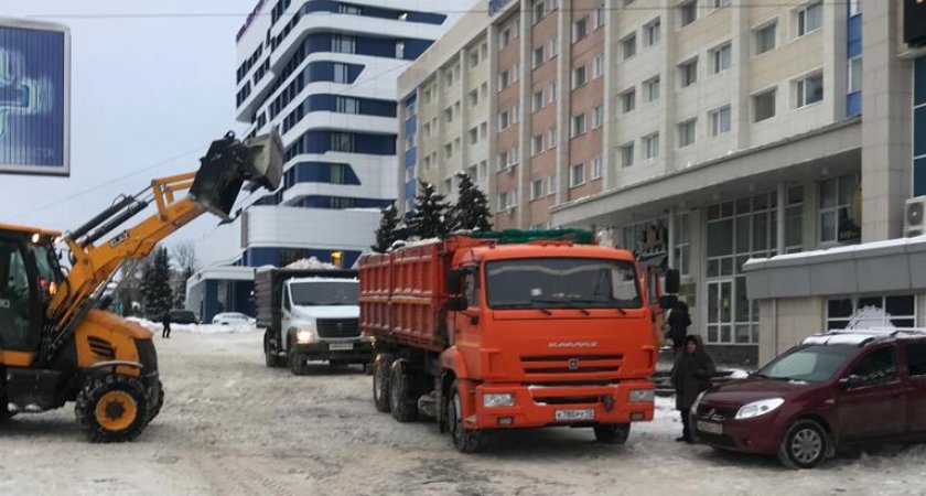 Прокуратура Пролетарского района Саранска контролирует уборку снега и наледи