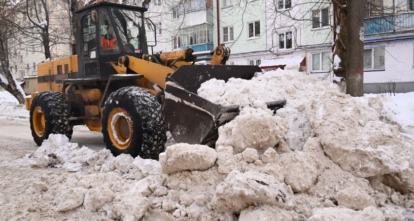 Коммунальщики Саранска готовятся к очередным снегопадам