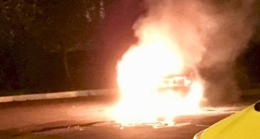 В Ромоданово 26 января сгорел автомобиль, припаркованный возле дома