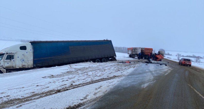Смертельное ДТП на трассе Саранск – Ульяновск: столкнулись два большегруза