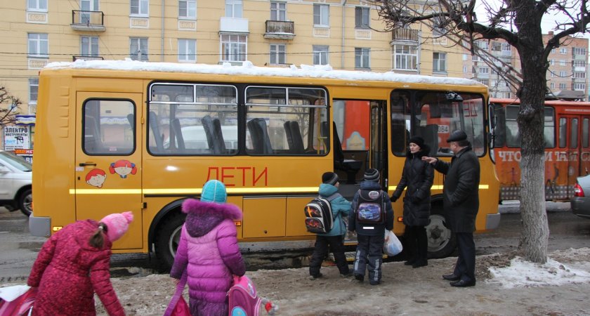 В Саранске решают вопрос с транспортом для школьников, которые будут учиться в школе №10