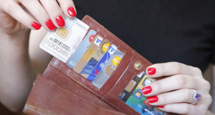 В Мордовии 17-летнего подростка осудят за кражу денег с банковской карты знакомого