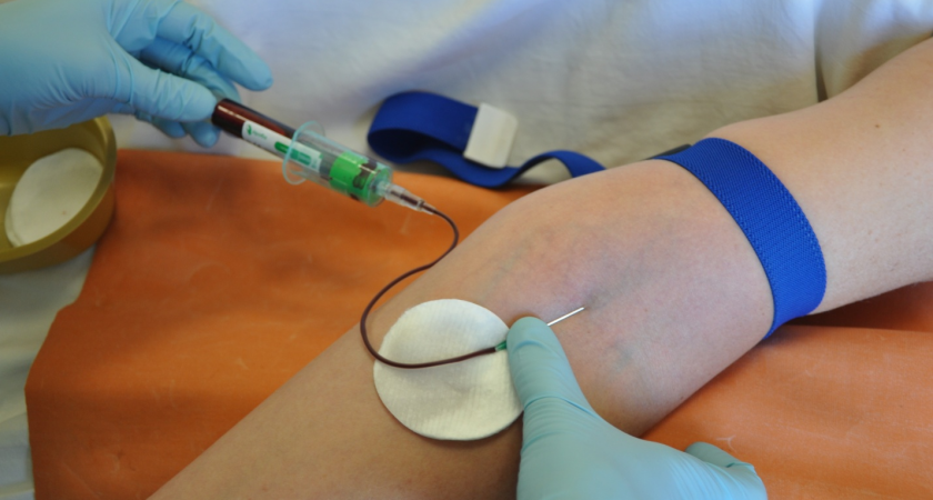 Названа единственная группа крови, повышающая риск смерти от коронавируса