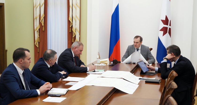 Глава РМ о ремонте дорог в Саранске: «Качество подрядчиками должно быть гарантировано»