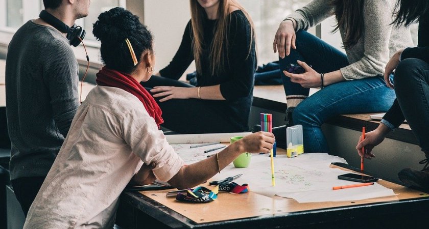 Вам потребуется помощь окружающих: гороскоп на 13 апреля для всех знаков