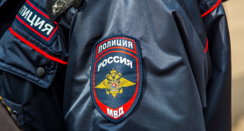 В подъезде одного из домов Саранска были задержаны трое молодых людей с наркотиками 