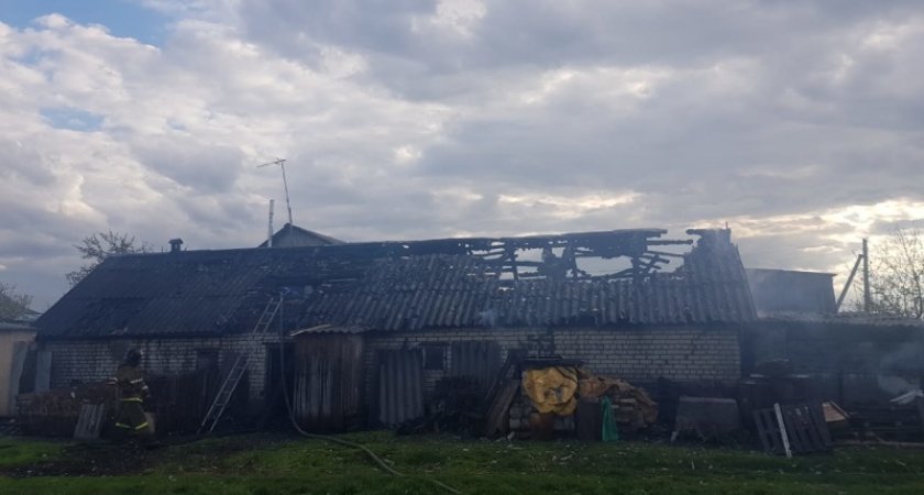 В Торбеевском районе горел сарай