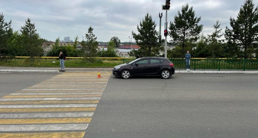 Пожилой водитель иномарки сбил молодую девушку на пешеходном переходе в Саранске