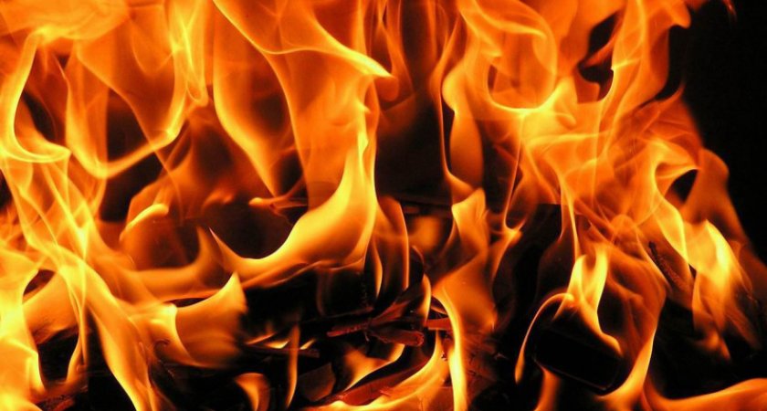 Ночной пожар в Мордовии: пострадал один человек 