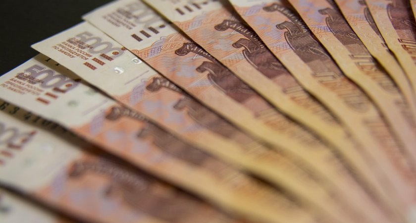 Молодая жительница Саранска «подарила» мошенникам 150 тысяч рублей, взятых в кредит 