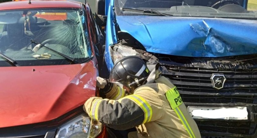 Два человека пострадали в результате утреннего ДТП с участием «Лады» и «ГАЗели» в Мордовии