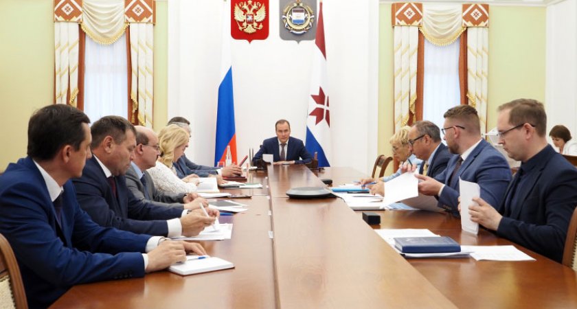 Глава Мордовии обсудил с правительством экономику и COVID-19