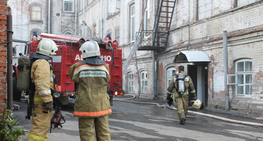 Пожарные в Саранске эвакуировали 20 человек