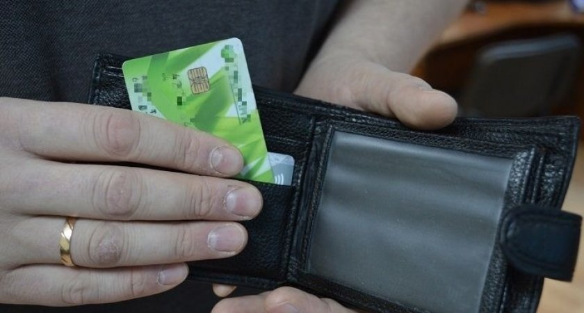 В Саранске многократно судимый местный житель украл деньги с найденной банковской карты