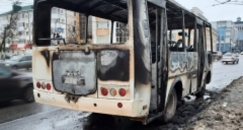 СК Мордовии начал проверку после возгорания автобуса