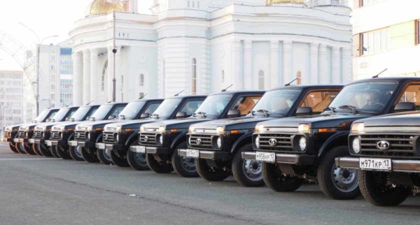 Лесным инспекторам Мордовии подарили 15 автомобилей