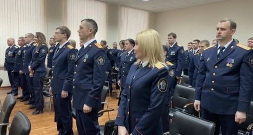 Глава СКР Мордовии поздравил коллег с Днем образования ведомства