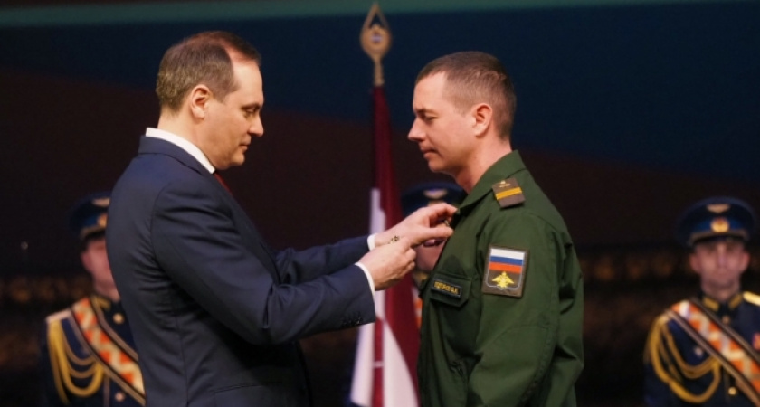 Глава Мордовии поздравил военнослужащих с Днем защитника Отечества