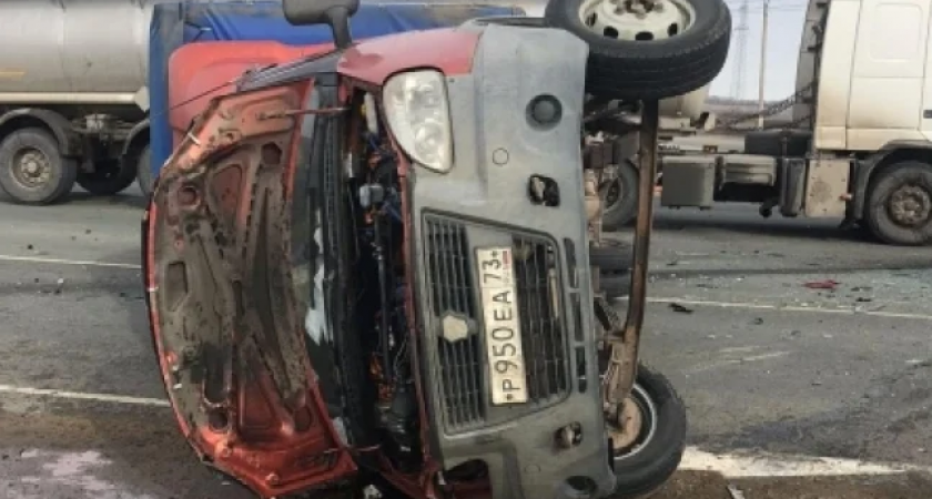 В Саранске водитель «ГАЗ» нарушил ПДД и опрокинулся на дороге