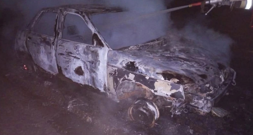 В Мордовии во время поездки загорелся автомобиль