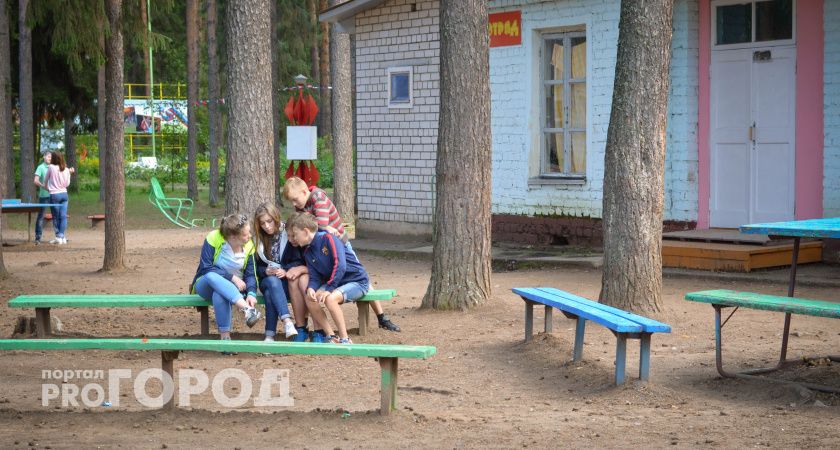 Летние каникулы сократят: российских школьников и их родителей огорошили новым решением