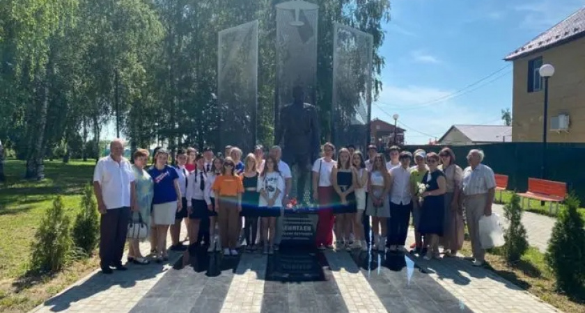 В Мордовии почтили память Героя СССР Михаила Девятаева