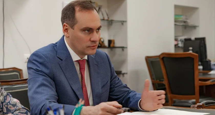 В школе в Саранске 12 июля частично обрушился потолок