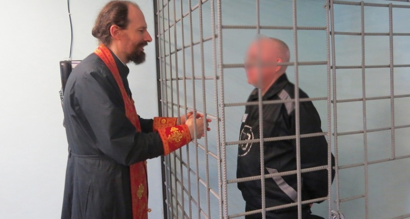 Иерей Марковский побеседовал с осуждёнными в Мордовии