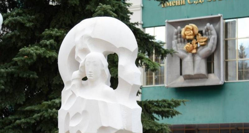 В Саранске у Мордовского музея имени С. Д. Эрьзи открылся Скульптурный парк