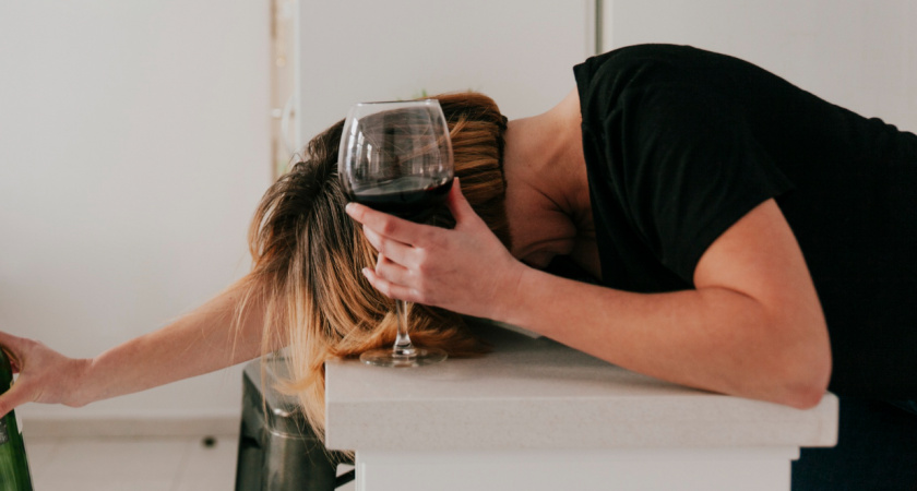 36-летняя жительница Саранска устроила дебош в кафе