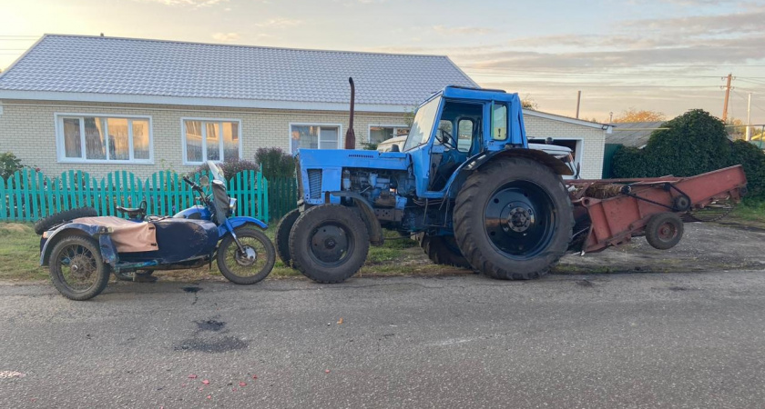 В Краснослободском районе в ДТП с трактором пострадала 45-летняя пассажирка мотоцикла