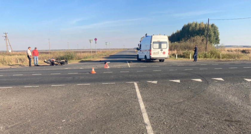 В Рузаевском районе в ДТП с КамАЗом пострадал 51-летний мотоциклист