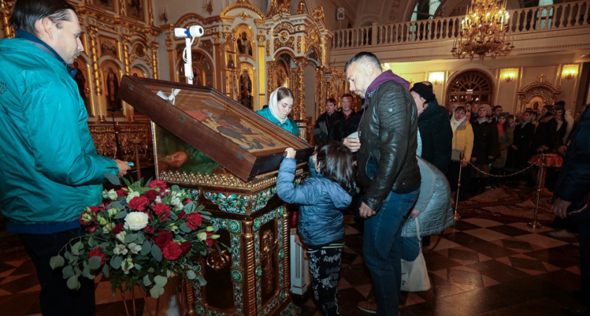 В Саранск на 3 дня прибыли мощи и образ Георгия Победоносца