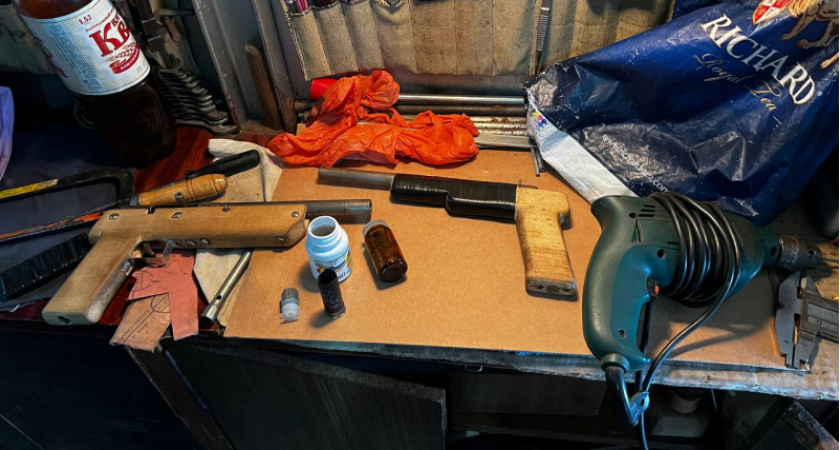 50-летний житель Саранска подозревается в незаконном хранении двух пистолетов