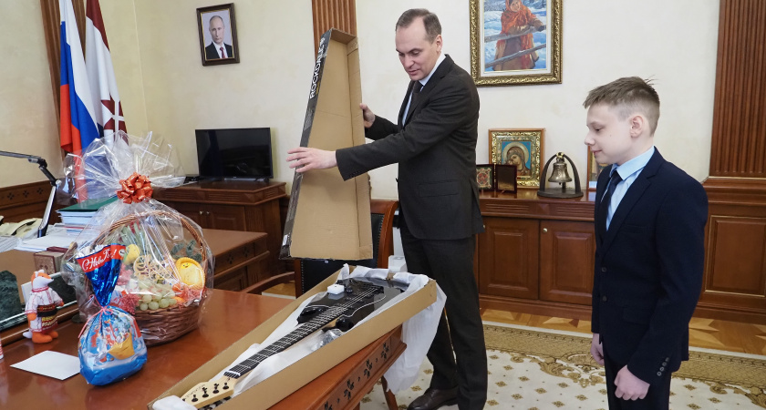 Глава Мордовии Артём Здунов осуществил мечту 14-летнего Никиты из Саранска